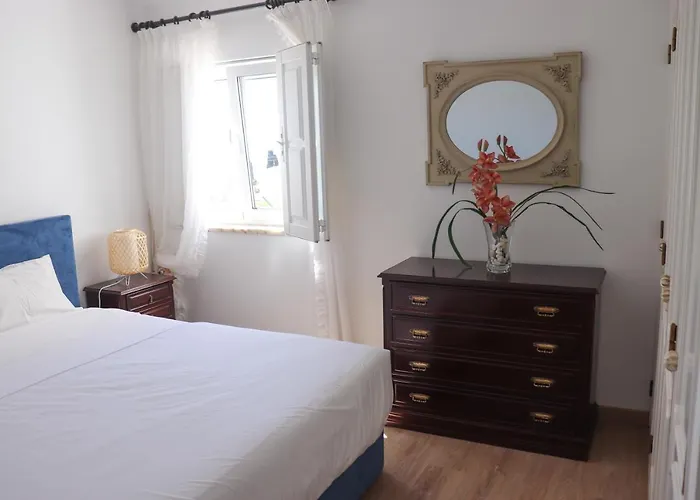 Luxury With Ocean View Senhora da Luz